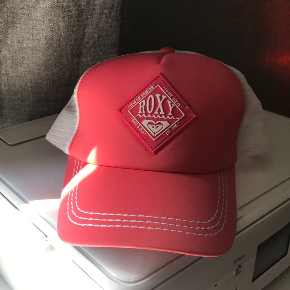 Roxy hat